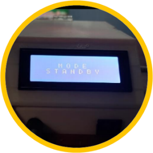 A white box with a blue screen

Description automatically generated